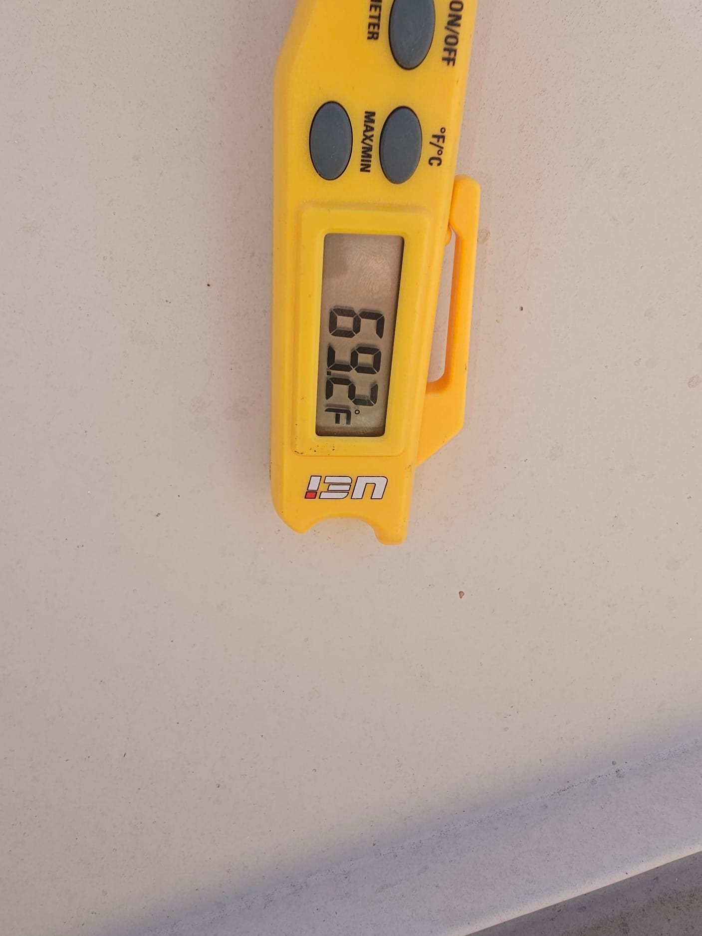 Diagnostic instrument display shows 69.2 °F.