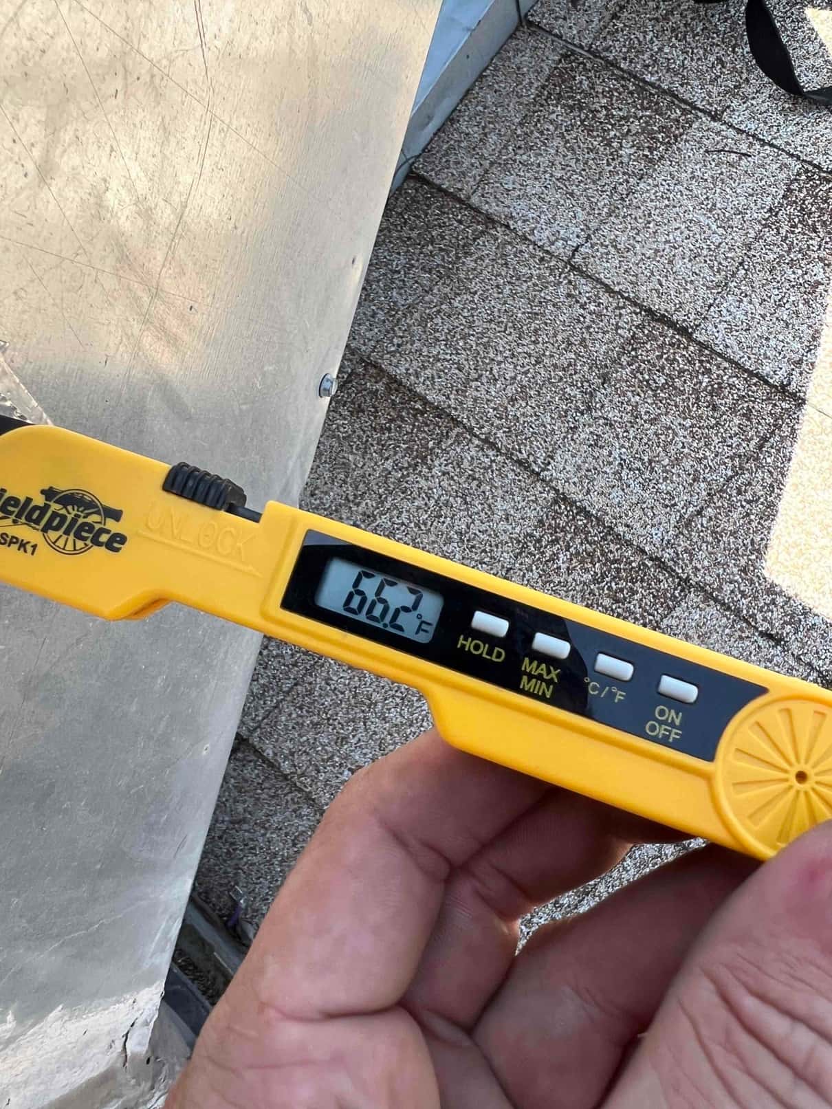 Diagnostic instrument display shows 66.2 °F.
