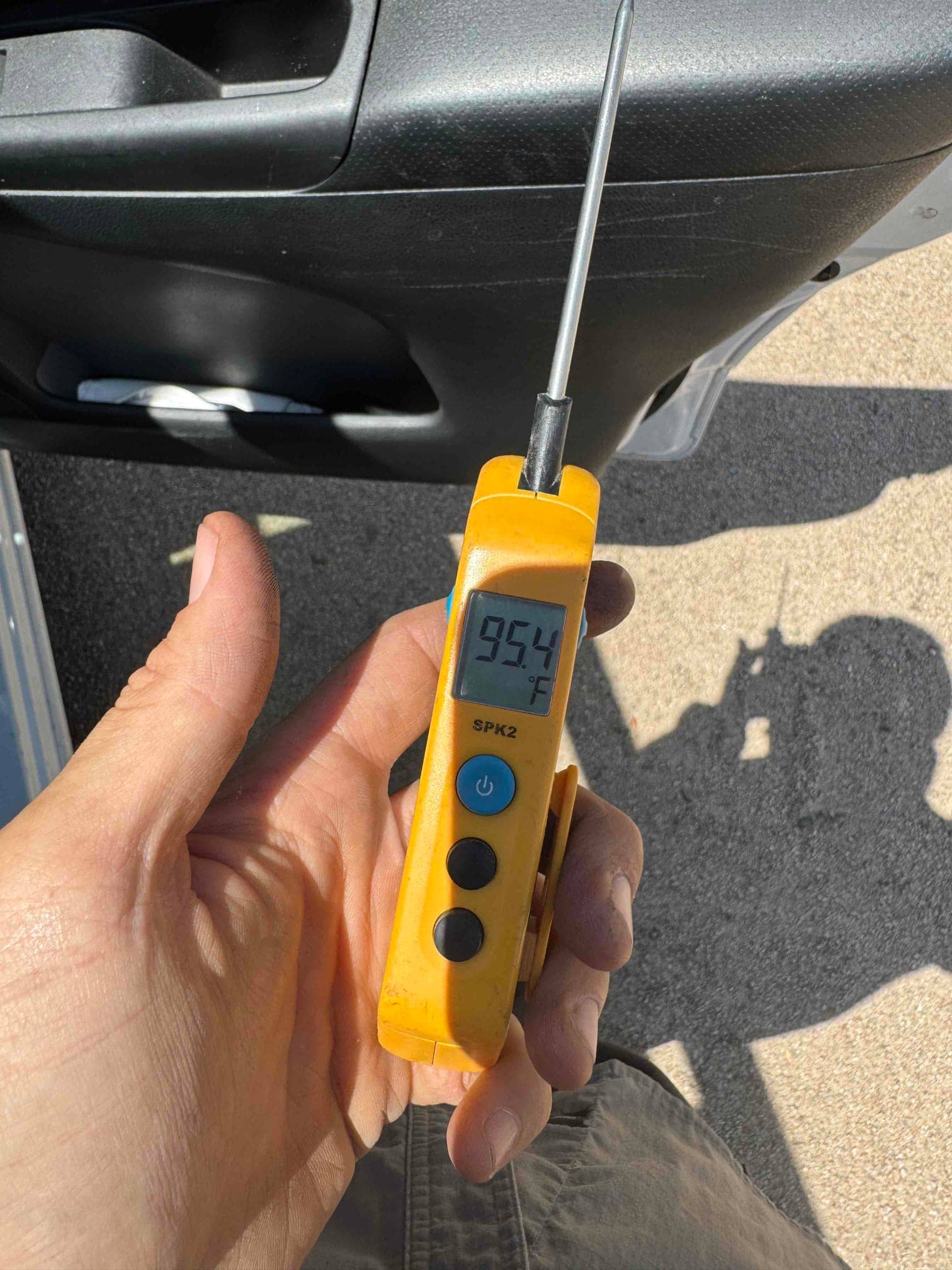 Diagnostic instrument display shows 95.4 °F.
