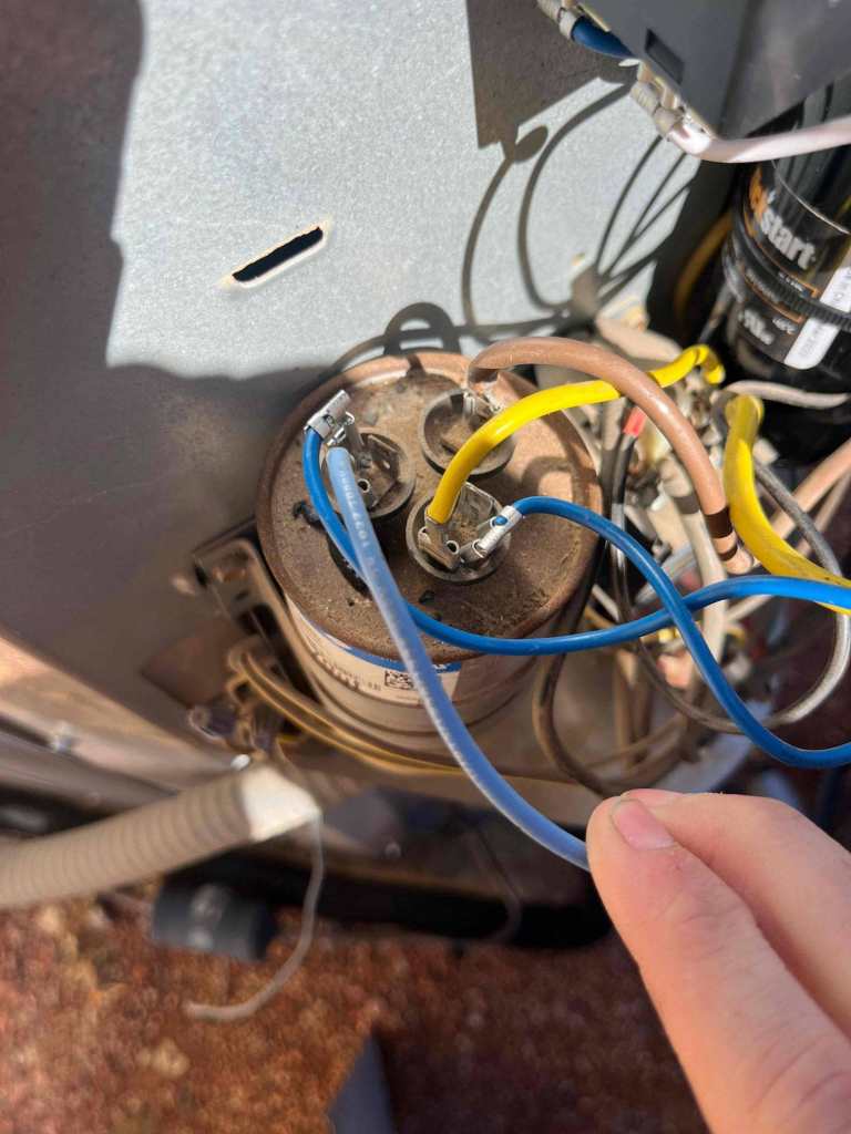 Dual Run Capacitor Replacement in Glendale — March 2024