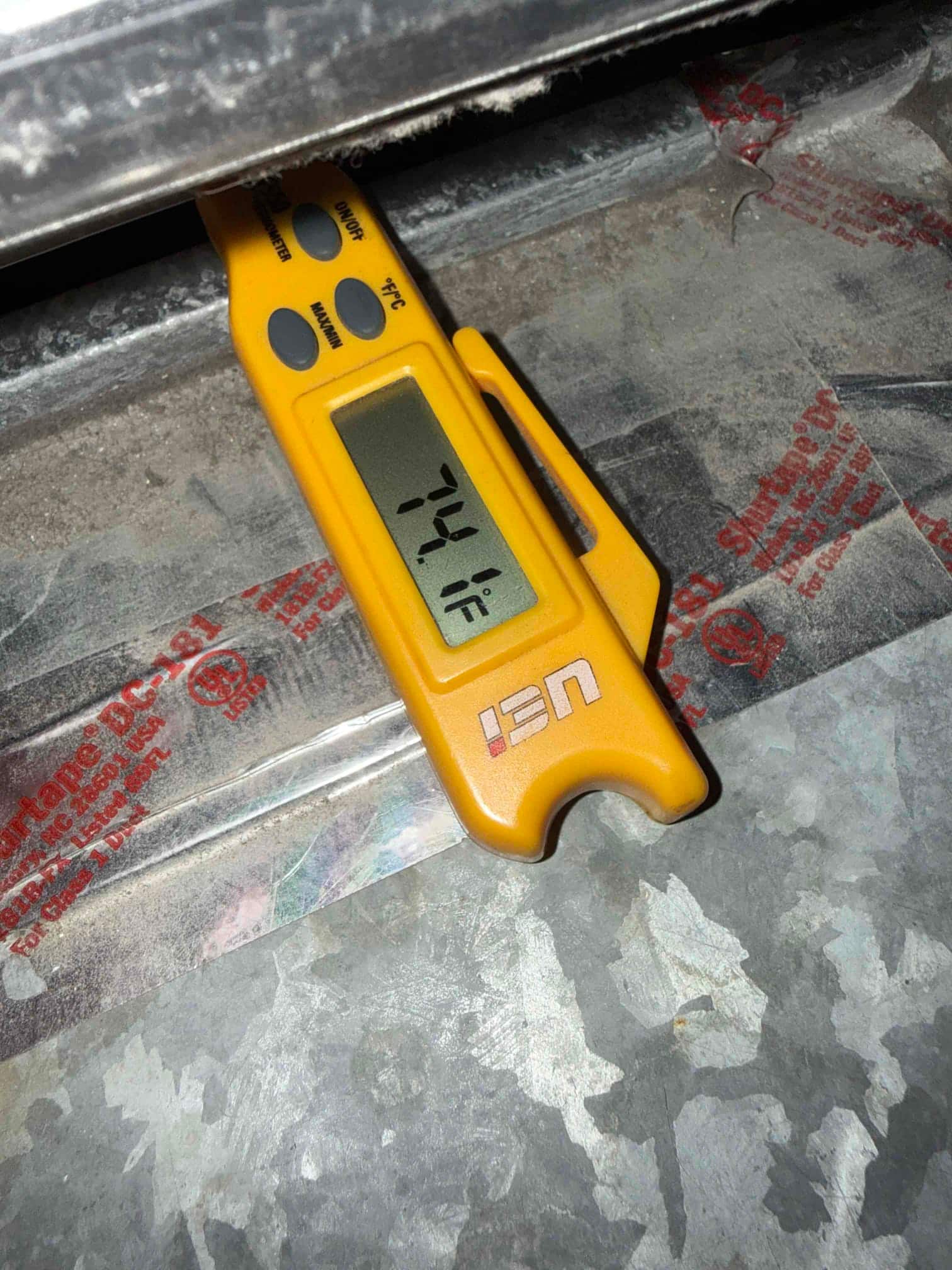Diagnostic instrument display shows 74.1 °F.
