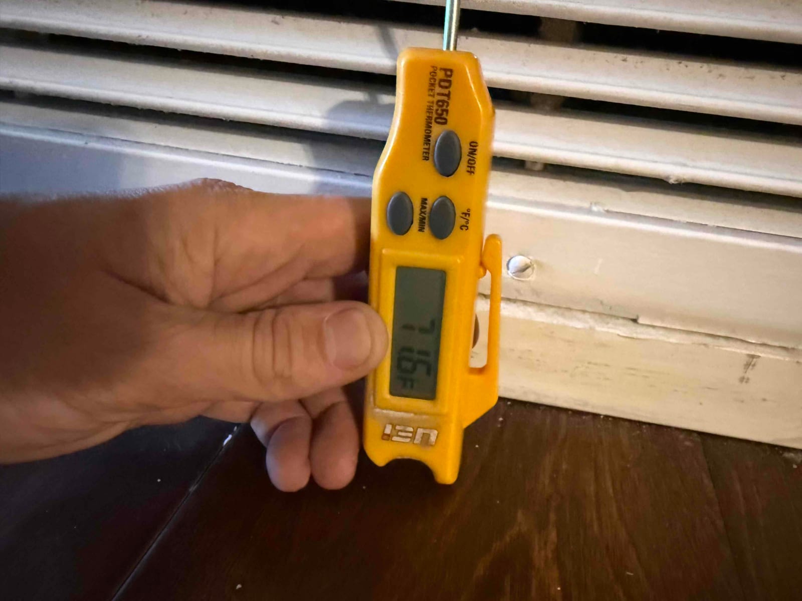 Diagnostic instrument display shows 71.6 °F.