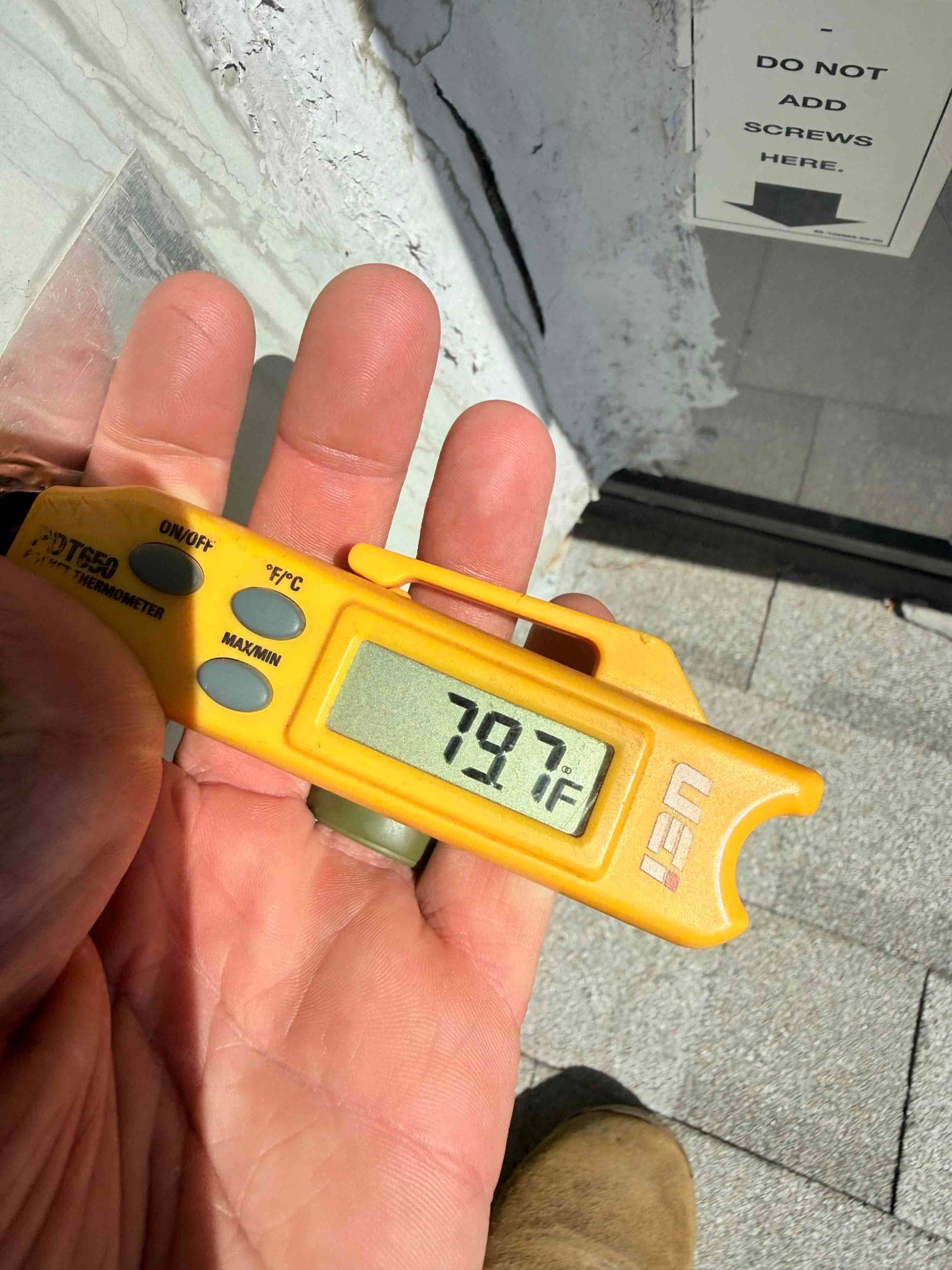Diagnostic instrument display shows 79.7 °F.